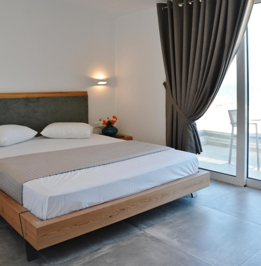 Christina Hotel Adelianos Kampos Extérieur photo