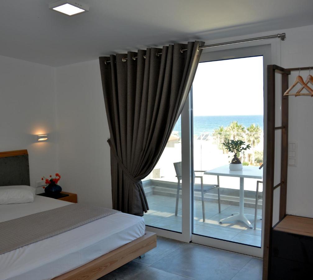 Christina Hotel Adelianos Kampos Extérieur photo